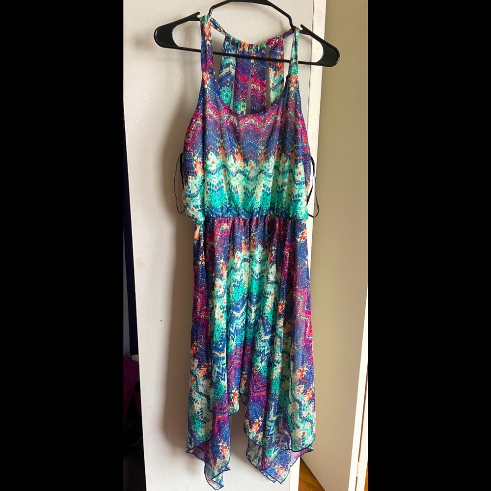 Multicolored mid-length dress!